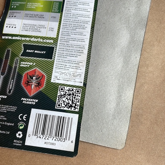 Unicorn Black Plated Dart Set - Picture 3 of 3